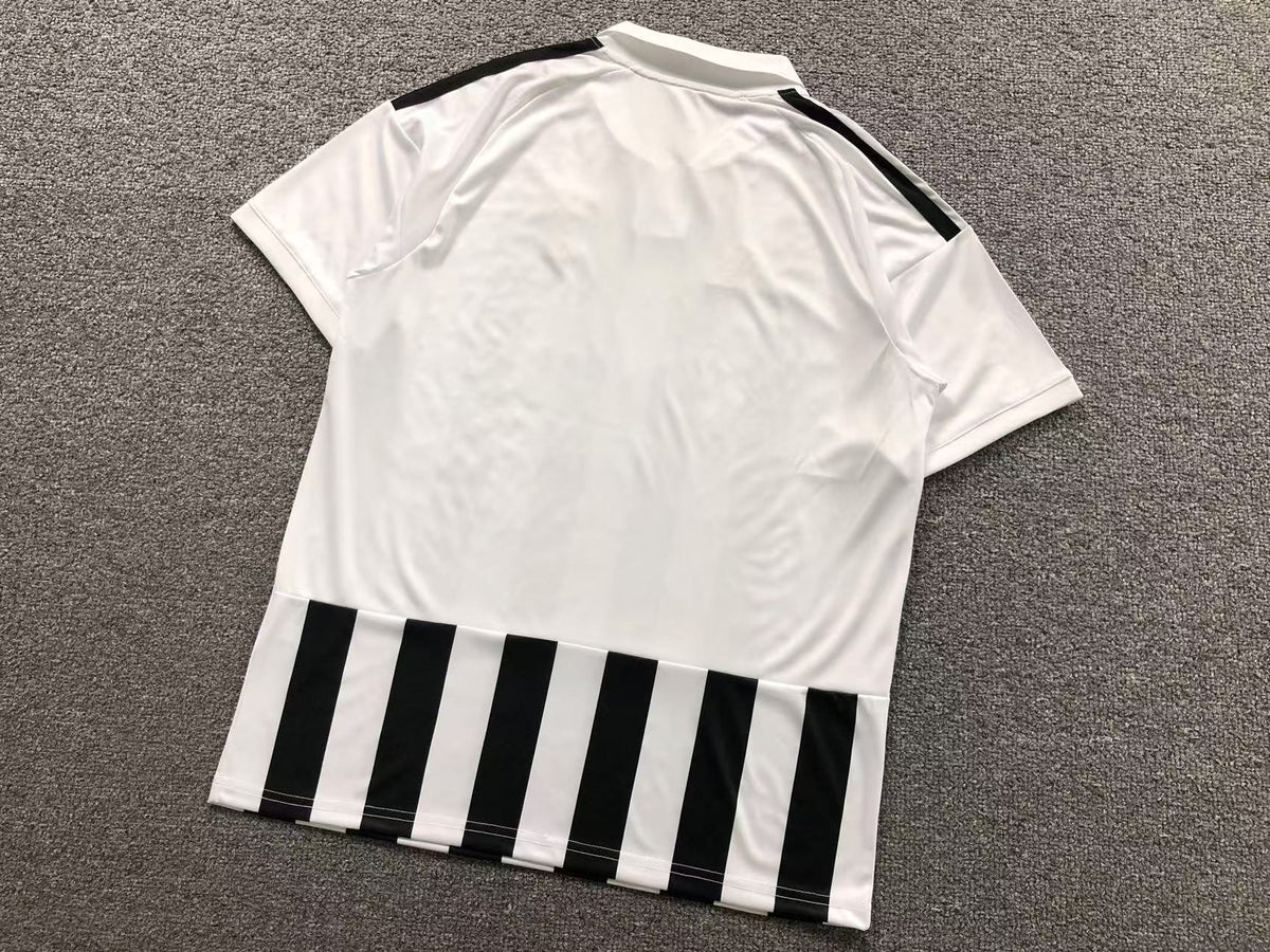 FC Juventus Jersey 2023/2024 Home